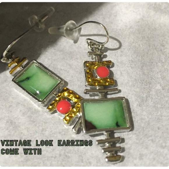 PATENT LEATHER YELLOW PLUS MULTI COLOR STRIPED JEWELRY ORGANIZER/ HANDL… - Picture 6 of 13